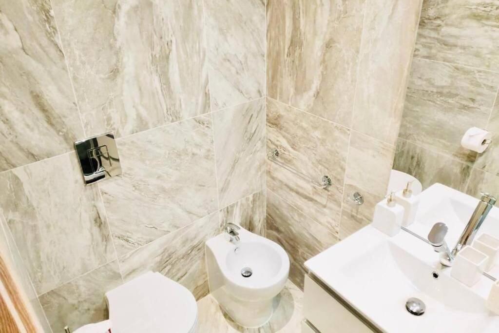 Holiday House Савона Екстер'єр фото