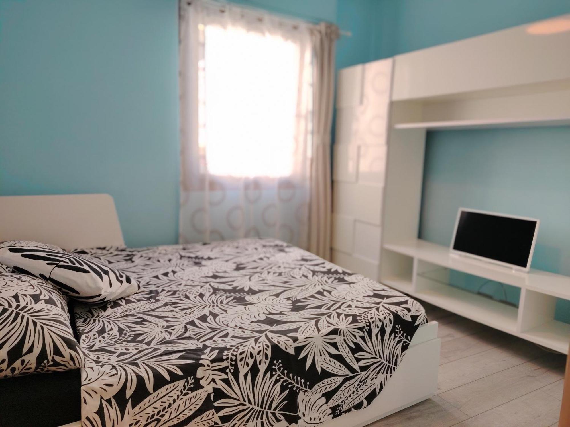 Holiday House Савона Екстер'єр фото